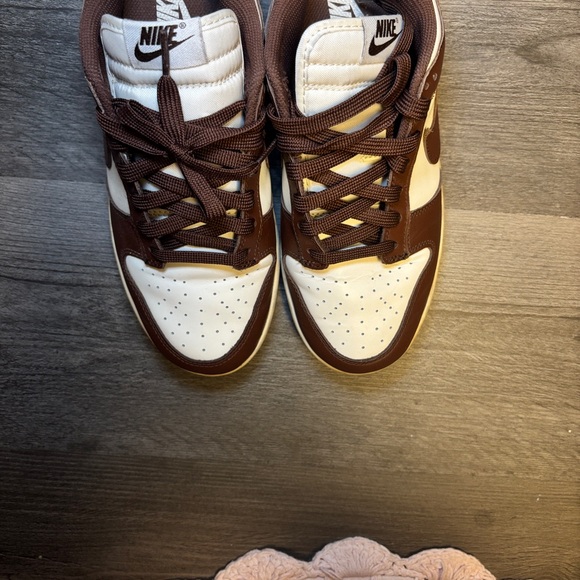 Nike Brown and White Sneakers - Picture 4 of 4